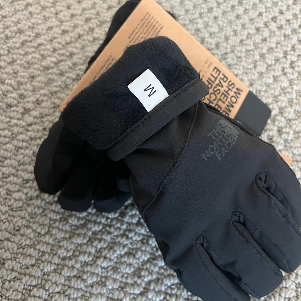The North Face Women’s Black Winter Ski/Snow Gloves with Fur Lining - medium